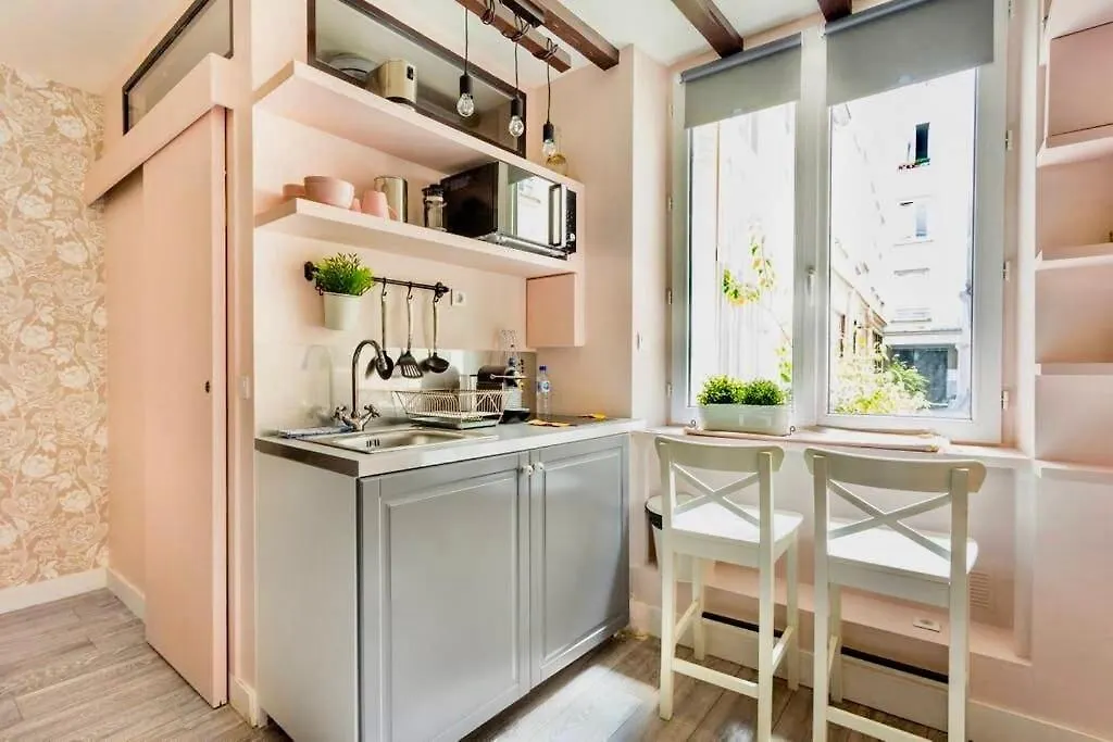 R Elghez 68 Nazareth Apartment Paris France